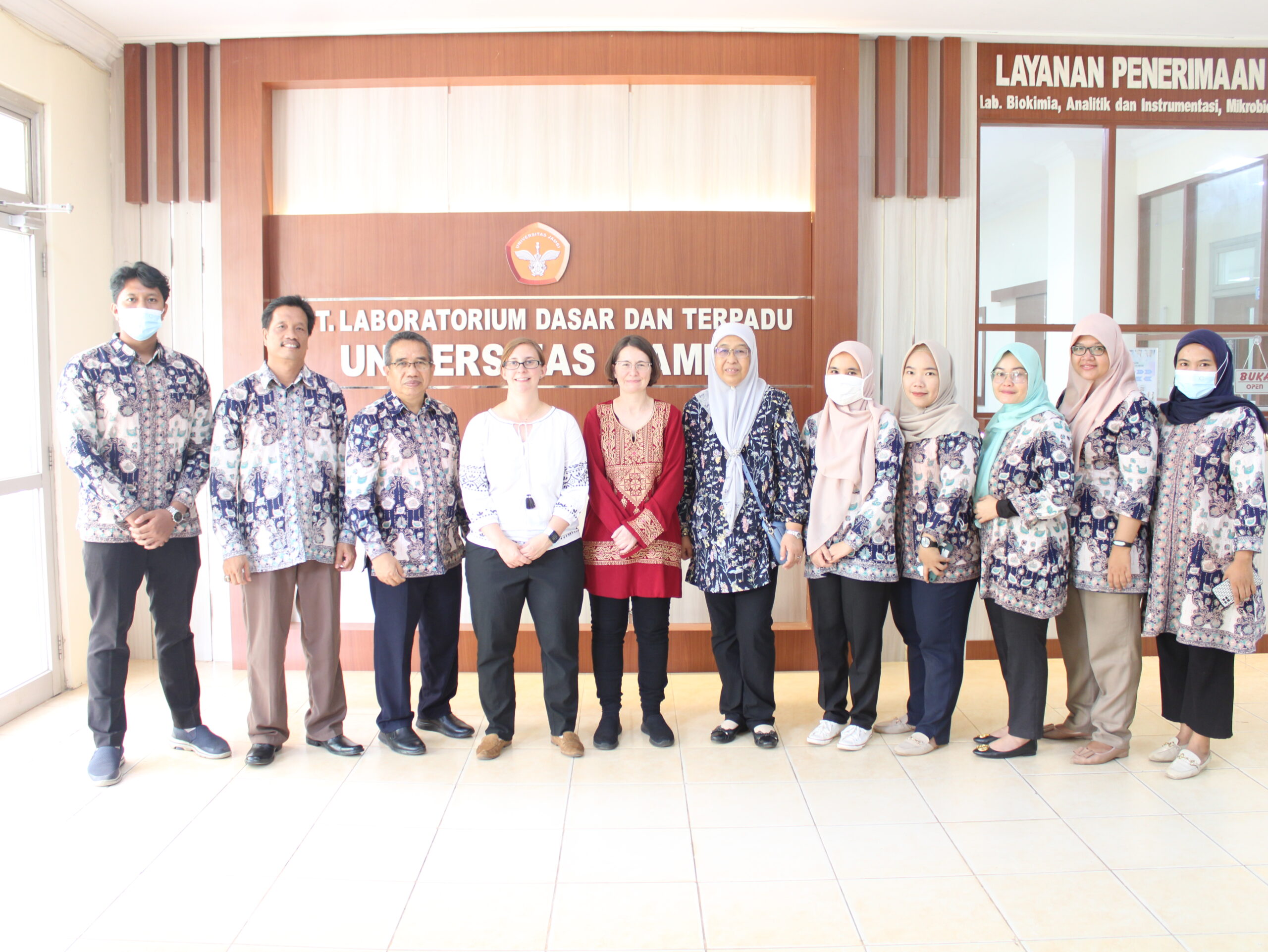 TIM ASESOR RSC KUNJUNGI UPT. LABORATORIUM DASAR DAN TERPADU