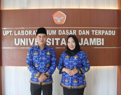 Dua Teknisi Laboratorium UPT LDT diambil sumpah PNS hari ini