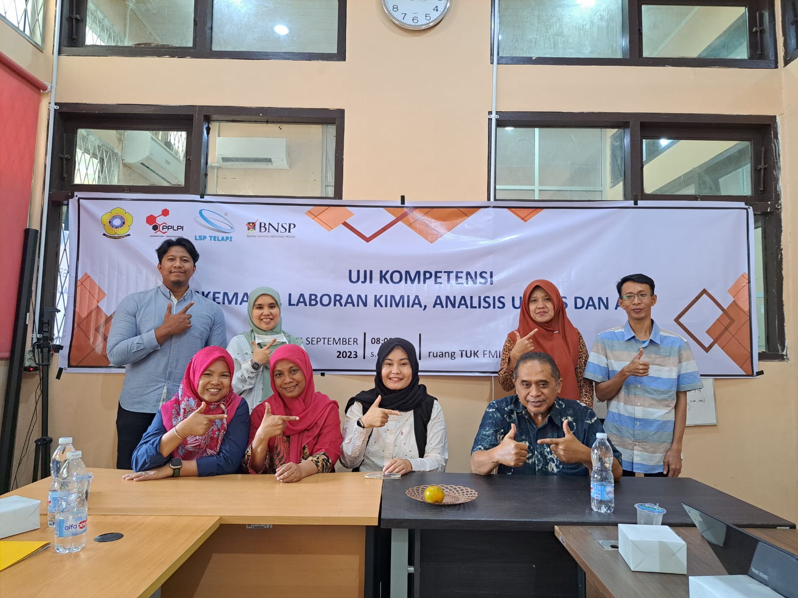 Lima Teknisi Laboratorium UPT LDT Mendapatkan Sertifikat Kompetensi BNSP
